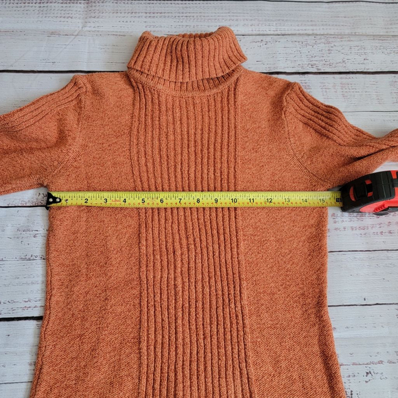 Sundance Heathered Orange Ribbed Cotton Blend Turtleneck Long Sleeve Sweater - Picture 4 of 5